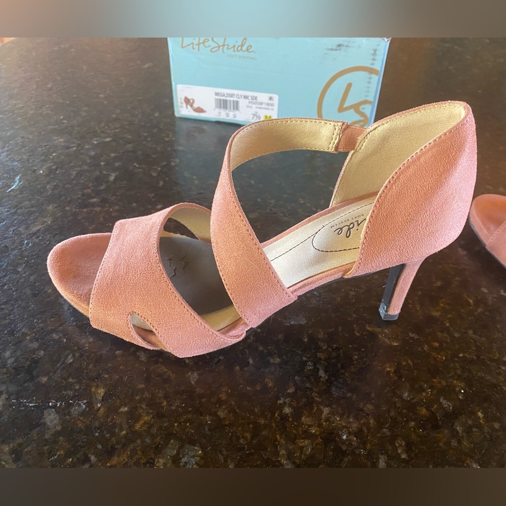 Life Stride desert clay dress heels